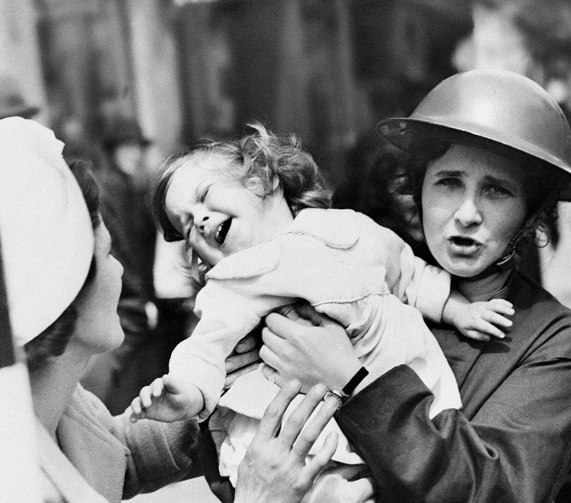 1939: Air raids